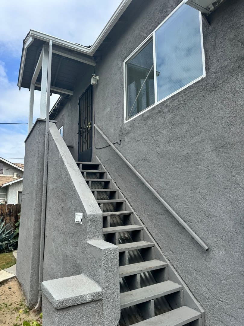 Fresno Apartment: 154-164 N U St
