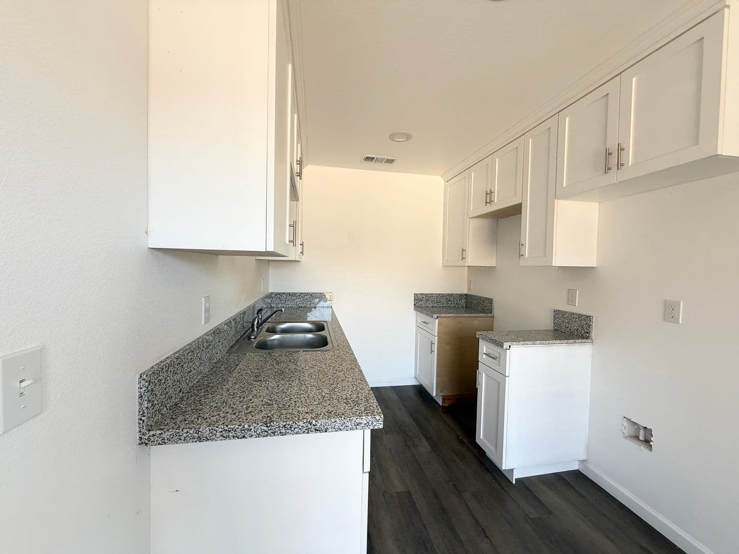 Fresno Apartment: 3328 N Marks Ave