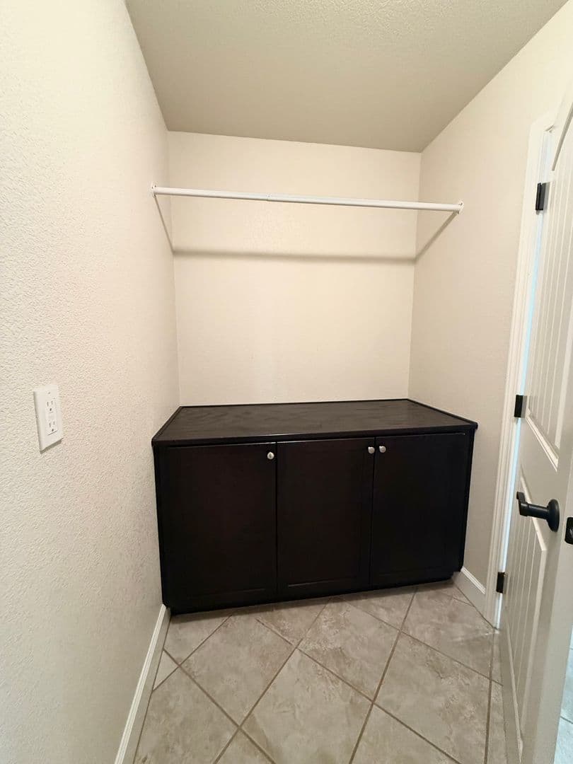 Atascadero House: 1154 Galeria Circle