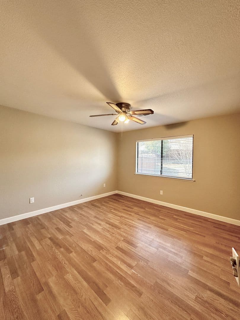 Paso Robles House: 735 Walnut Dr