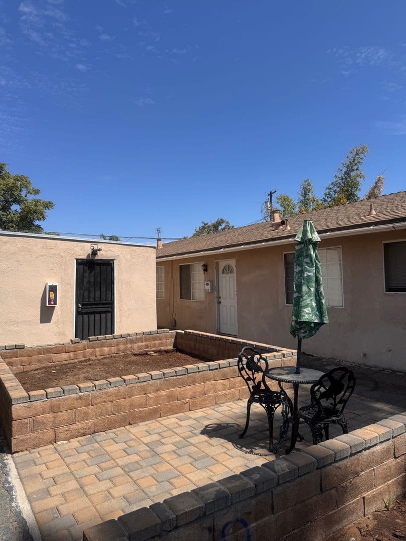 Fresno Apartment: 3115 E Mckenzie