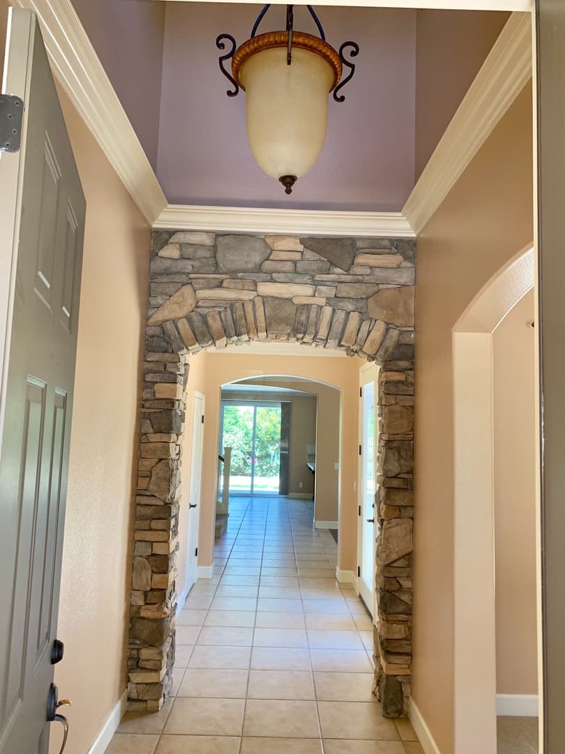 Paso Robles House: 209 Vista Del Rio