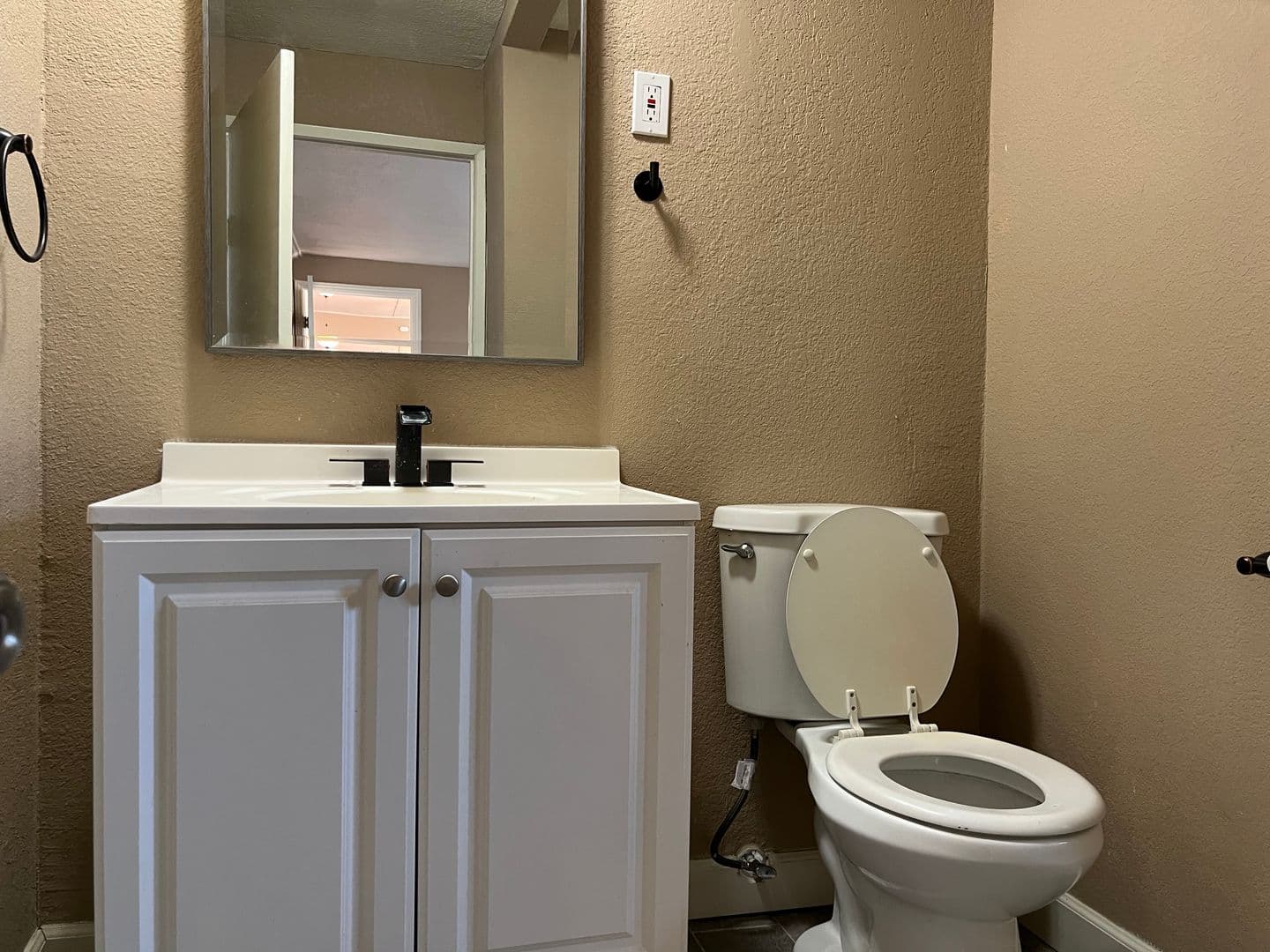 Fresno Apartment: 1710 S Teilman Ave