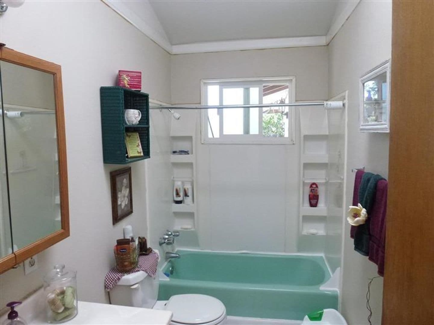 Fresno House: 4653 N Angus St