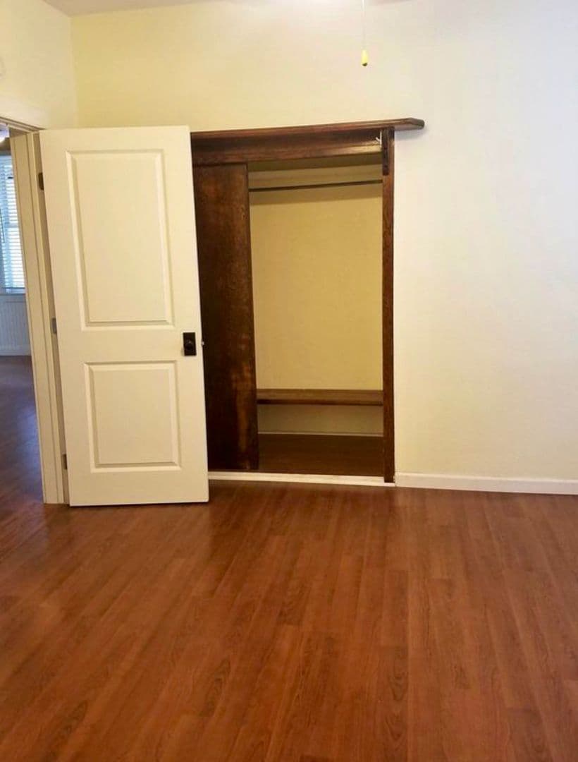 Paso Robles House: 1806 Pine St