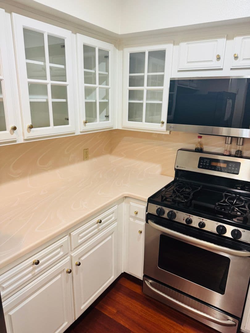 Fresno House: 2890 Huntington Blvd #150