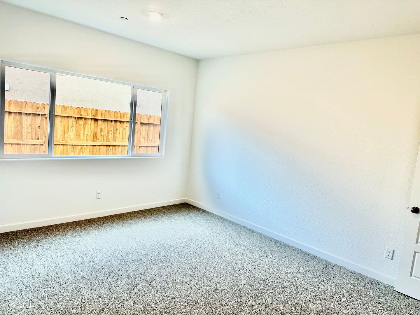 Madera House: 843 Ponderosa Way