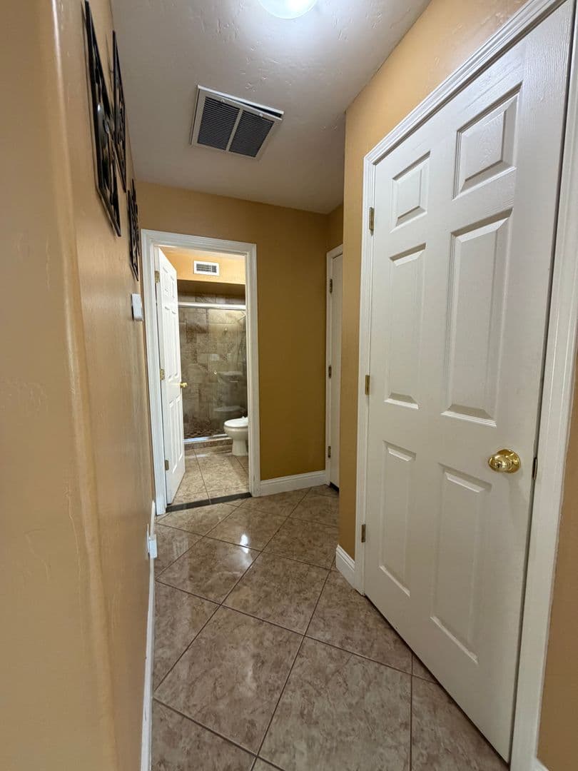 Fresno House: 6253 E. Hampton Way