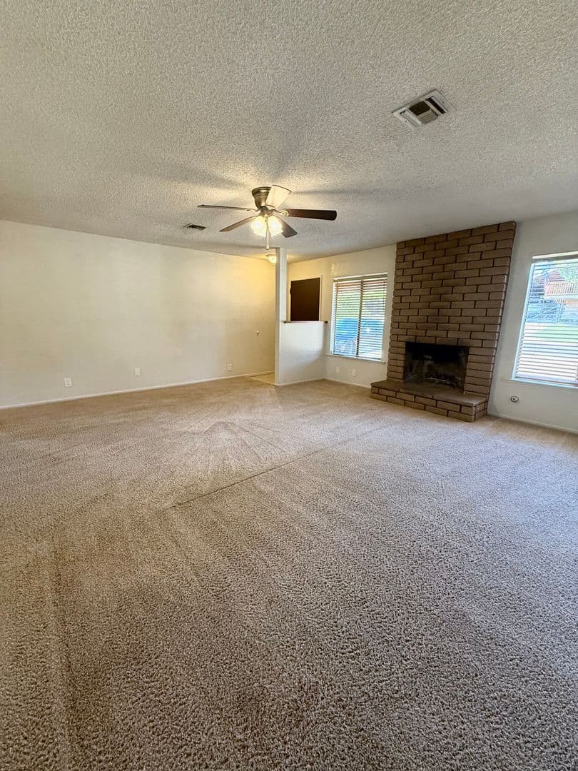 Paso Robles House: 4929 Sparrow Hawk Ln