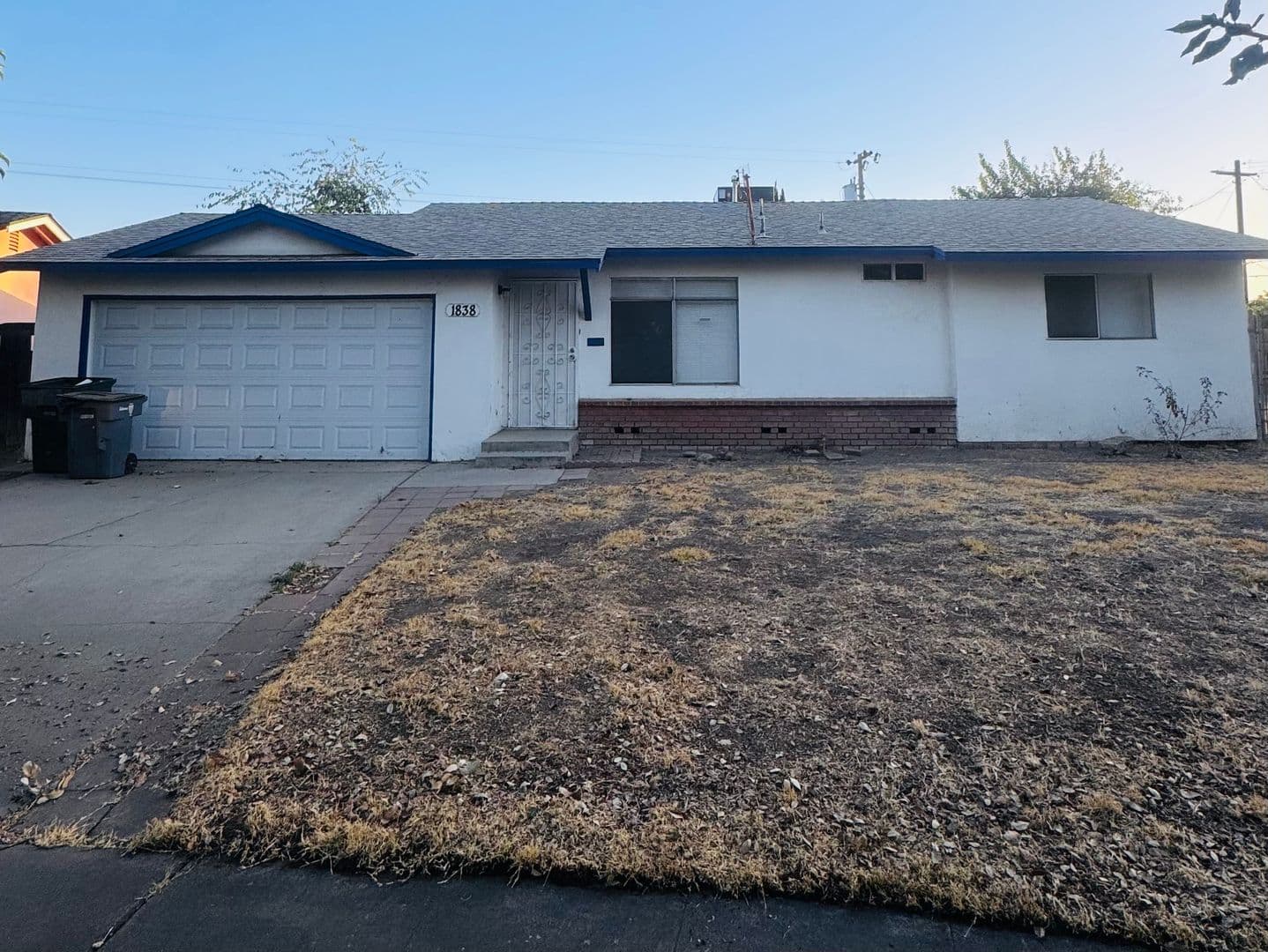 Fresno House: 1838 S. Whitney Ave