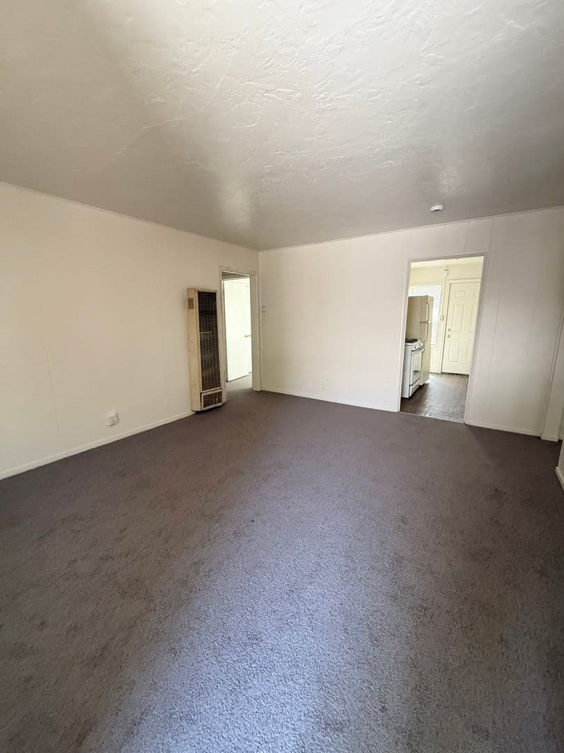 Fresno Apartment: 132-148 N San Pablo