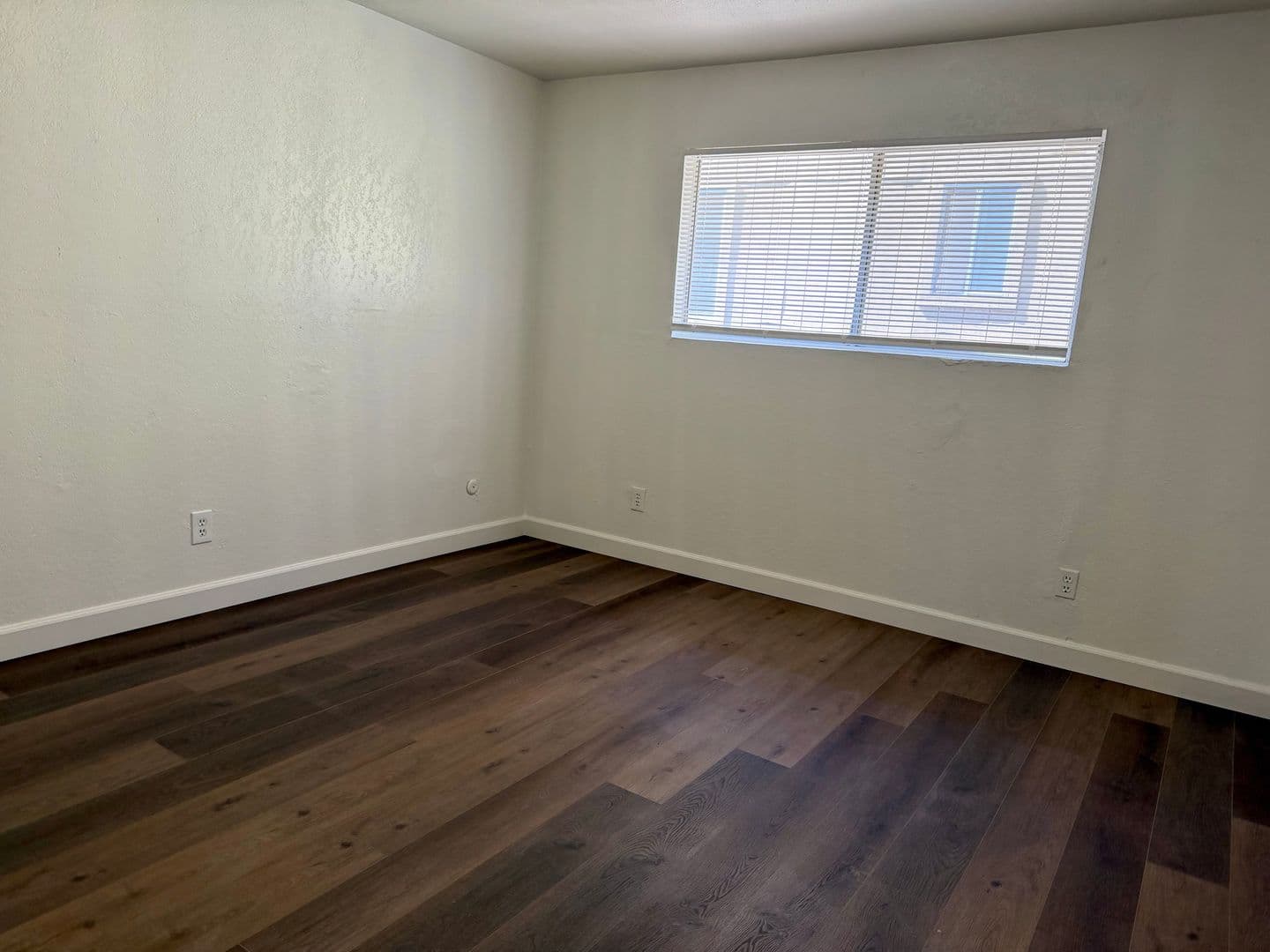 Fresno Apartment: 4530 E Thomas Ave