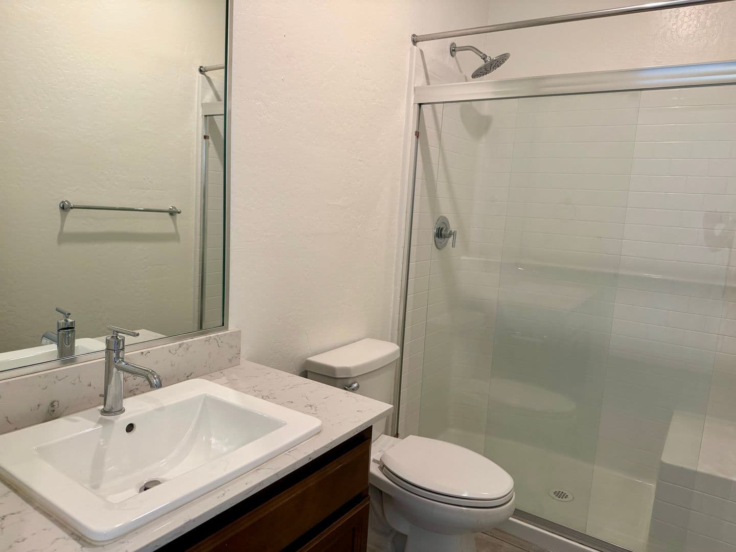Fresno House: 5817 E Truman Ave