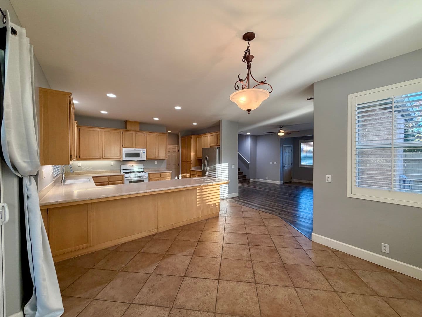 Paso Robles House: 904 Larable Ct