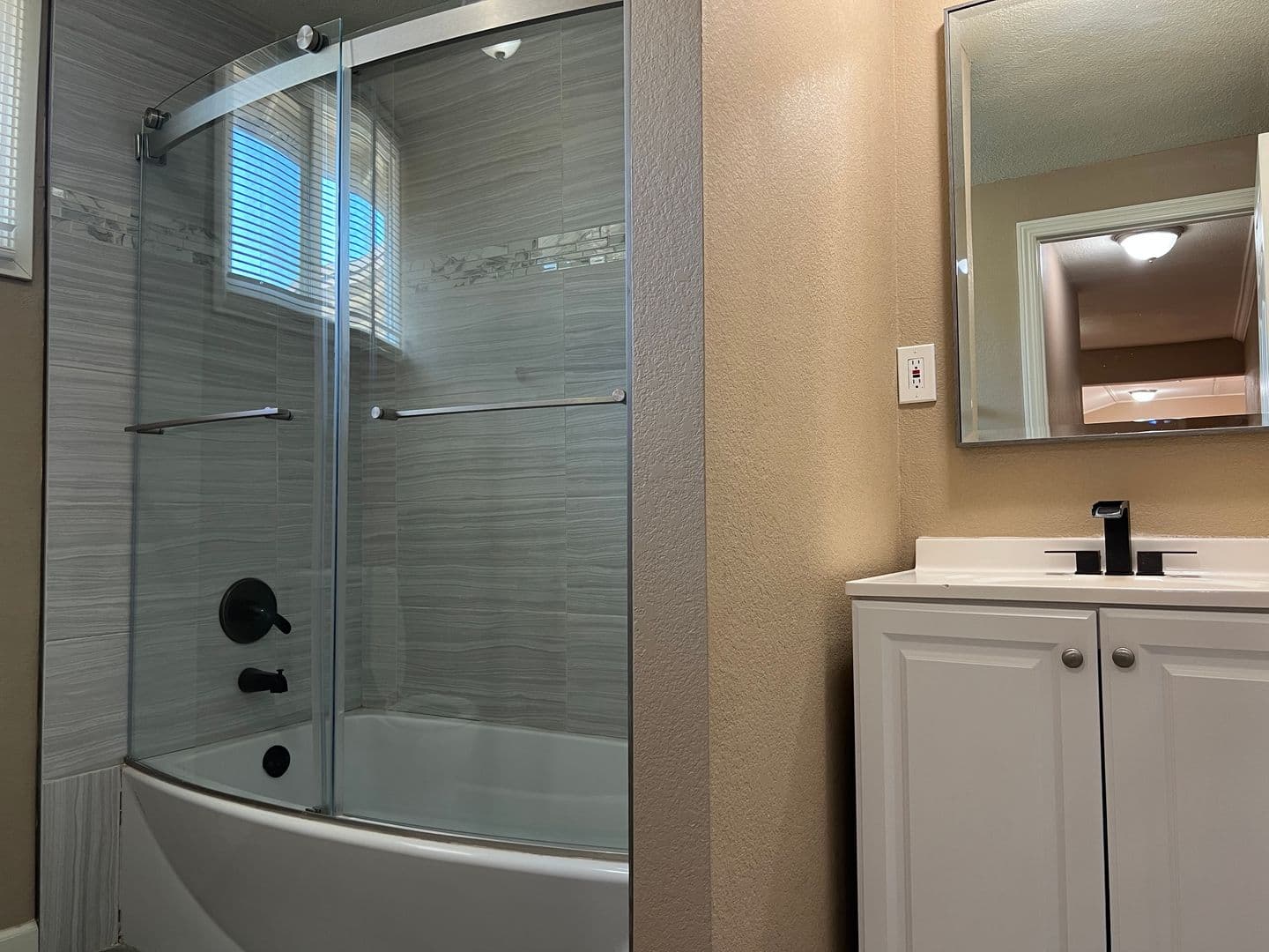 Fresno Apartment: 1710 S Teilman Ave