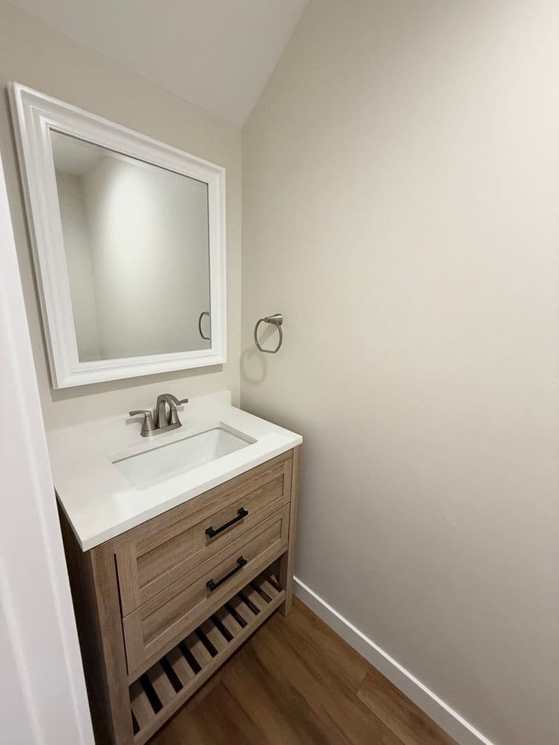 Paso Robles Condo: 129 Olive St