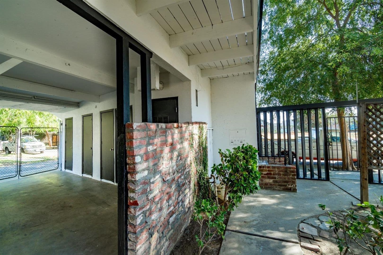 Fresno Apartment: 511 N Yosemite Ave