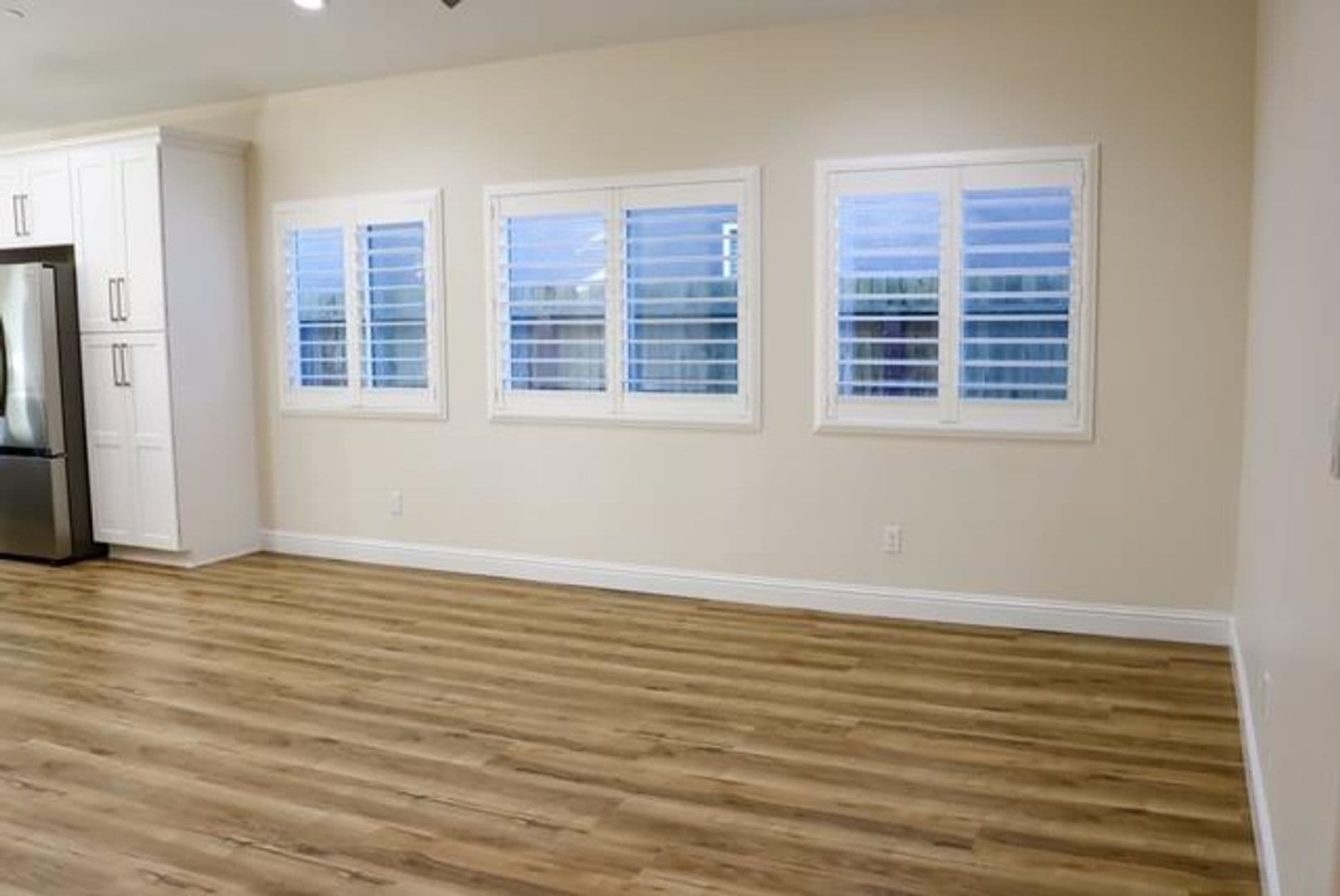 Lemoore House: 729 Castellina St
