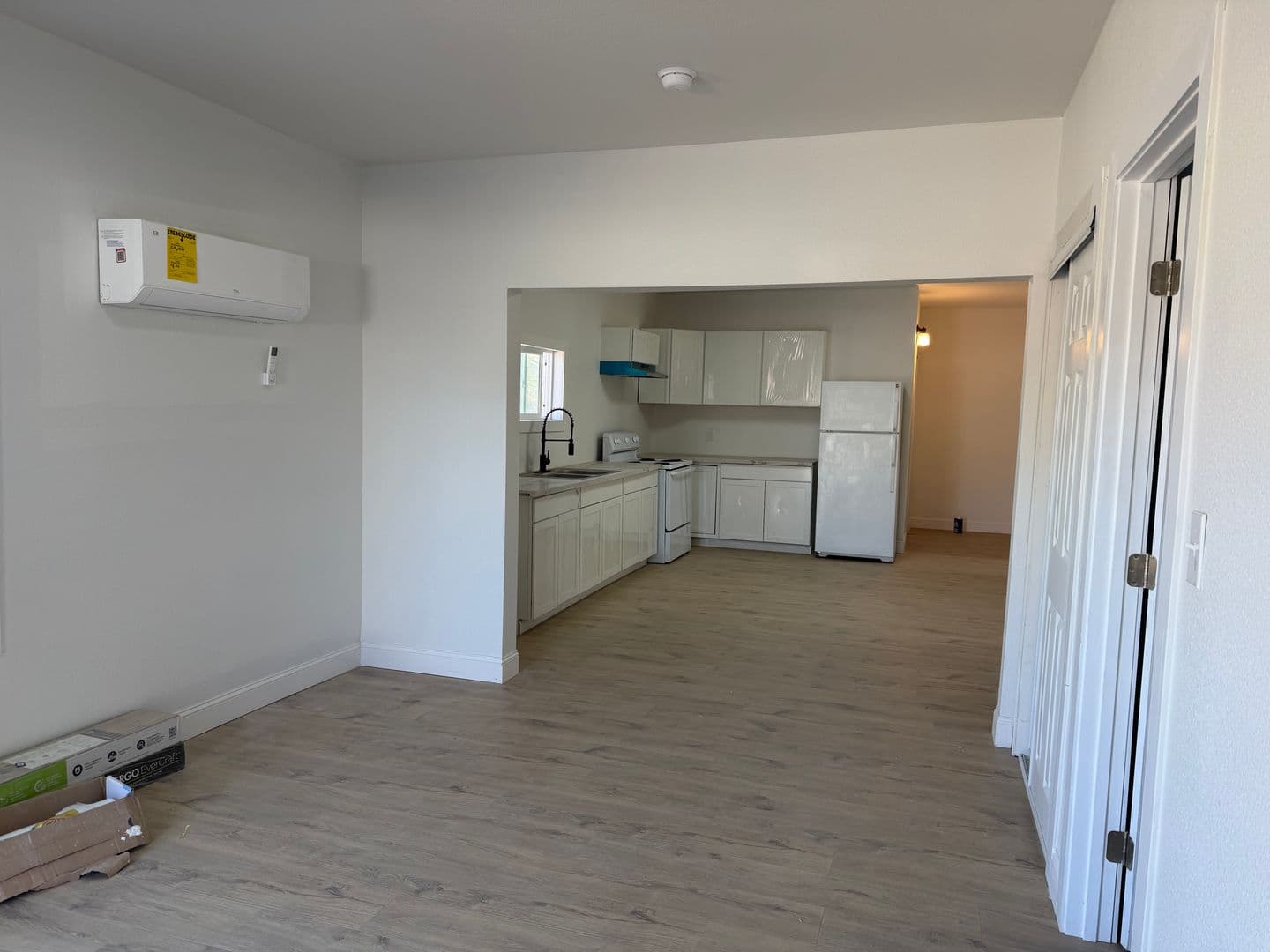 Tranquillity Apartment: 5992 Juanche Ave