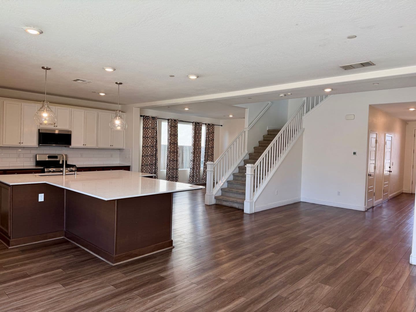 Fresno House: 5817 E Truman Ave