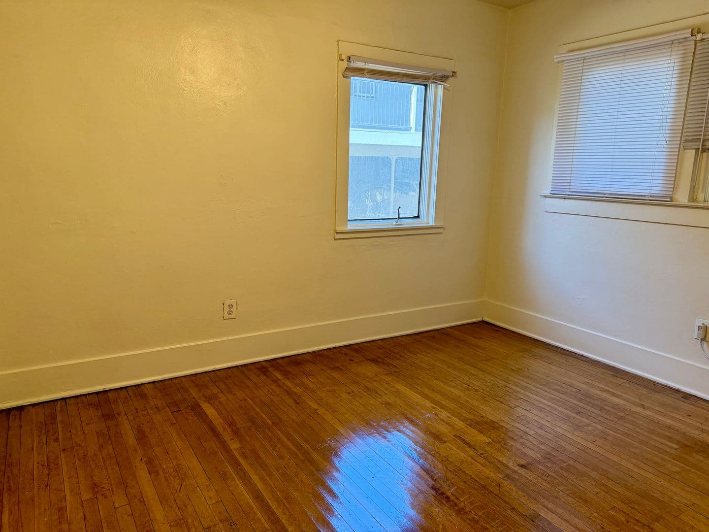 Fresno Apartment: 680 Hedges-1327 Linden Ave