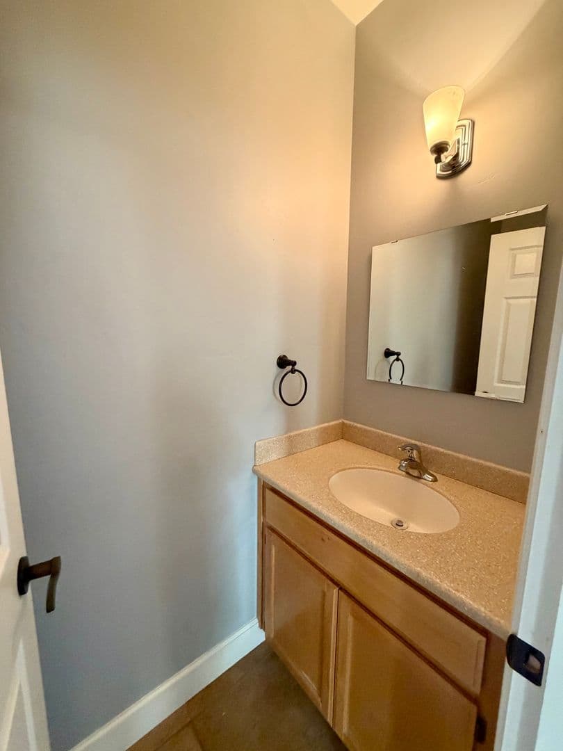 Paso Robles House: 904 Larable Ct