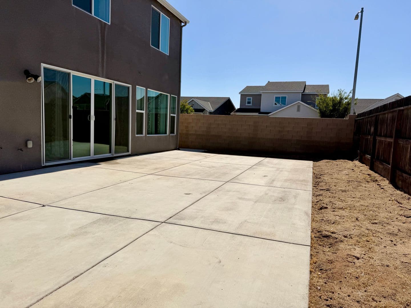 Fresno House: 5817 E Truman Ave
