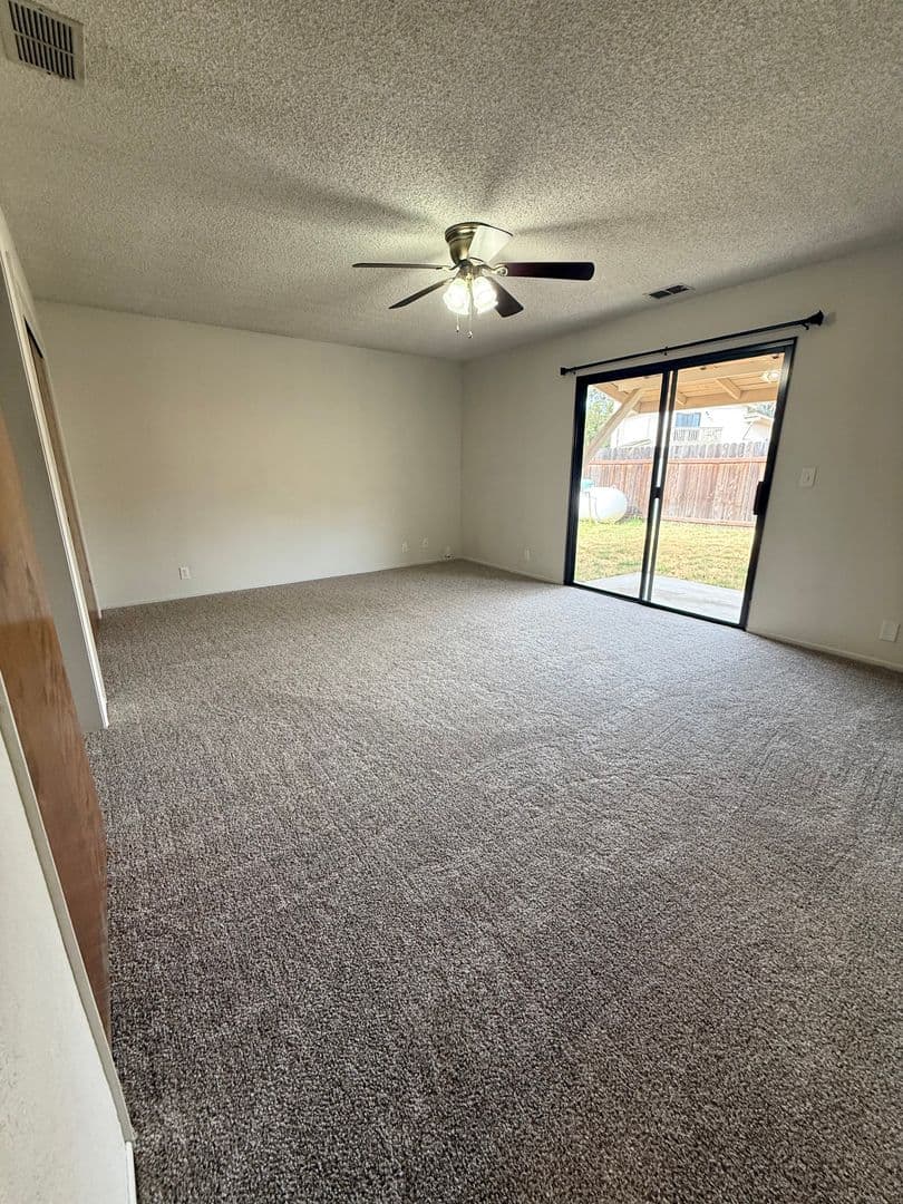 Paso Robles House: 4929 Sparrow Hawk Ln