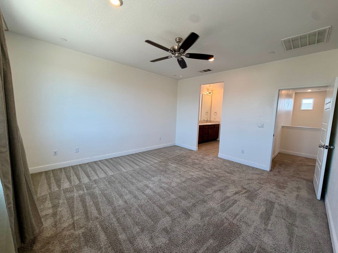 Fresno House: 5817 E Truman Ave