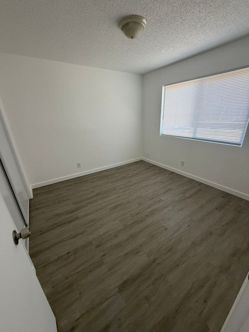 Vacaville Apartment: 209 Brown St