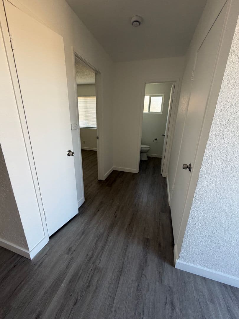 Vacaville Apartment: 209 Brown St