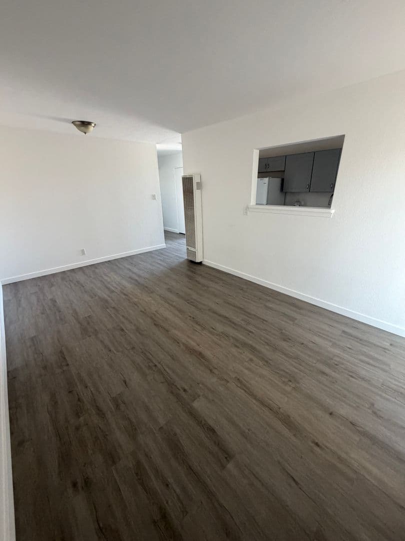 Vacaville Apartment: 209 Brown St