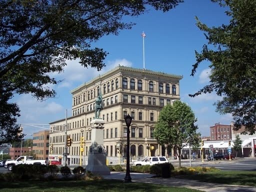 Pittsfield Apartment: 7 North Street