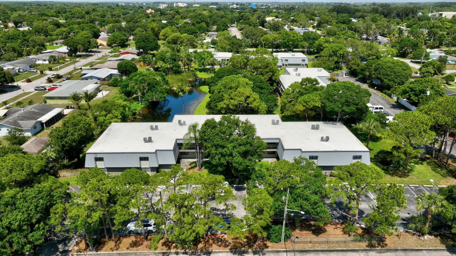 Fort Pierce Apartment: 2517 S 17th Street