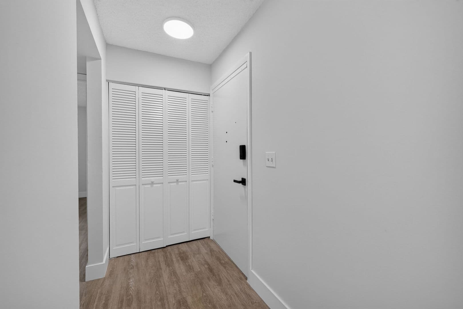 Fort Pierce Apartment: 2517 S 17th Street