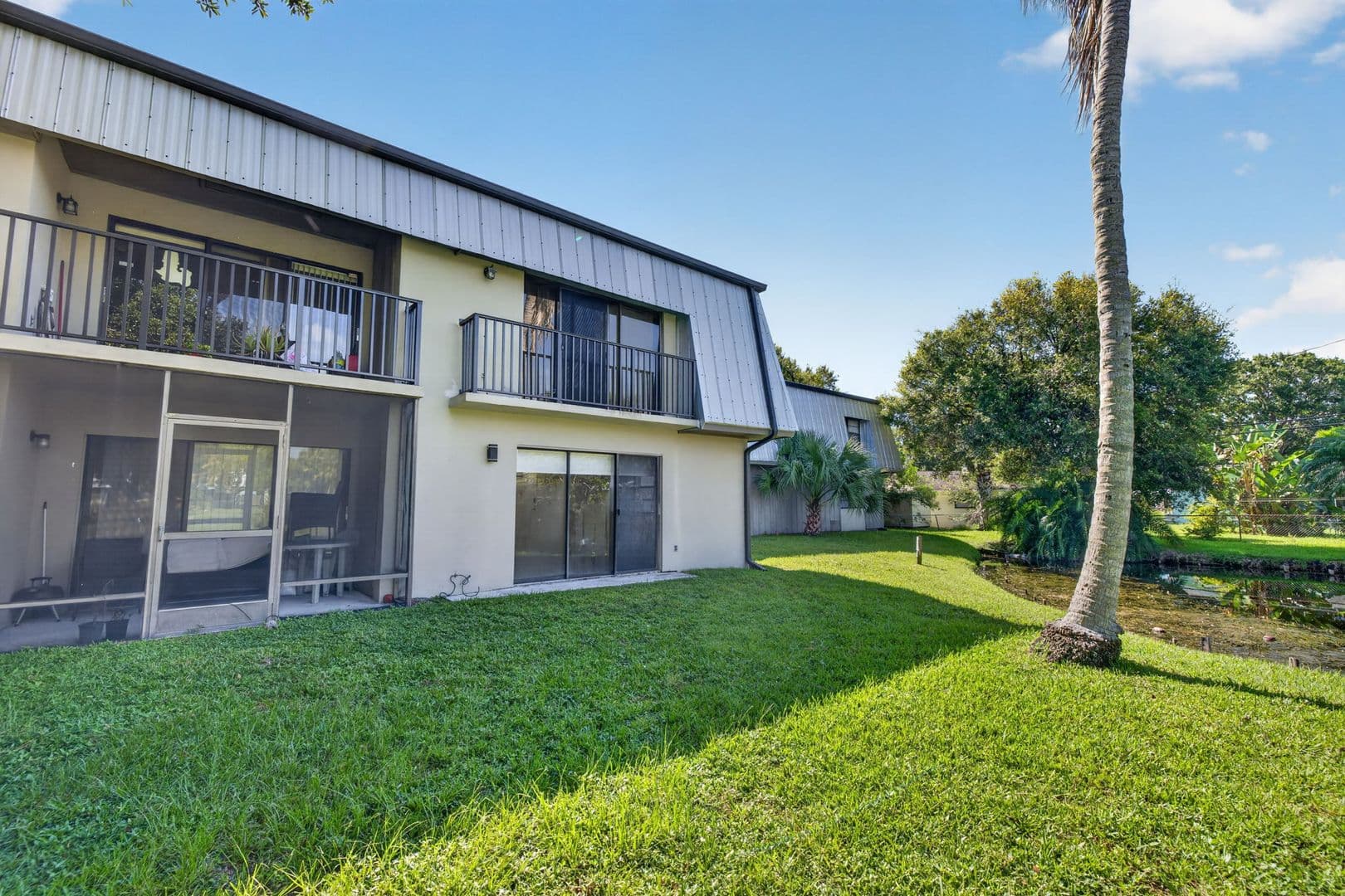 Fort Pierce Apartment: 2517 S 17th Street
