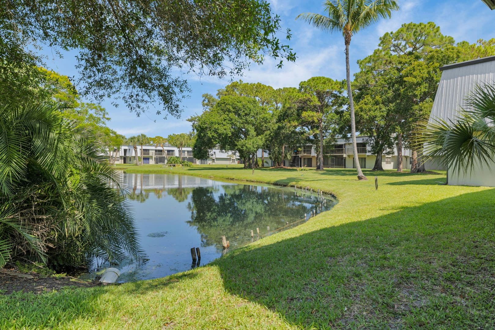 Fort Pierce Apartment: 2517 S 17th Street