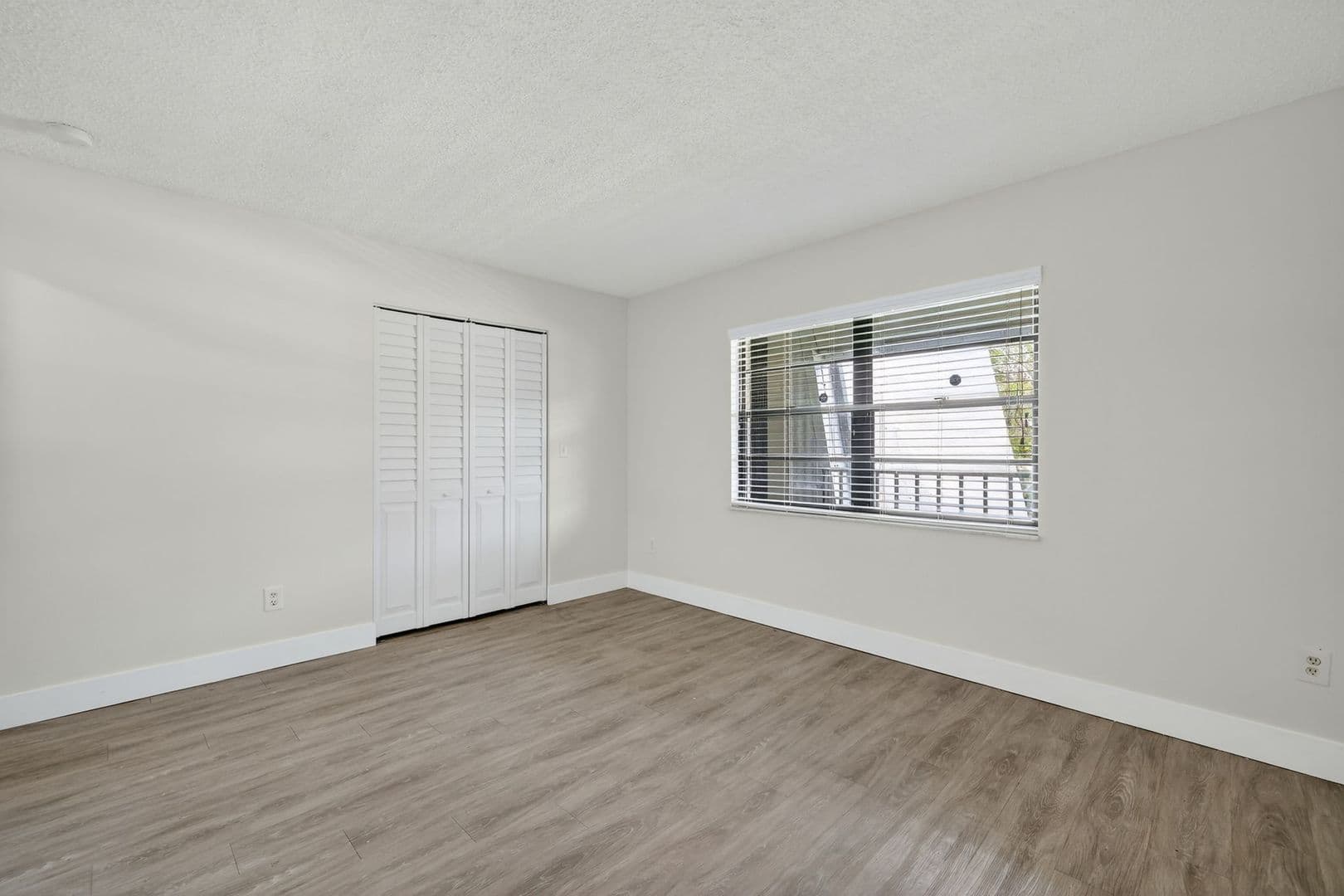 Fort Pierce Apartment: 2517 S 17th Street