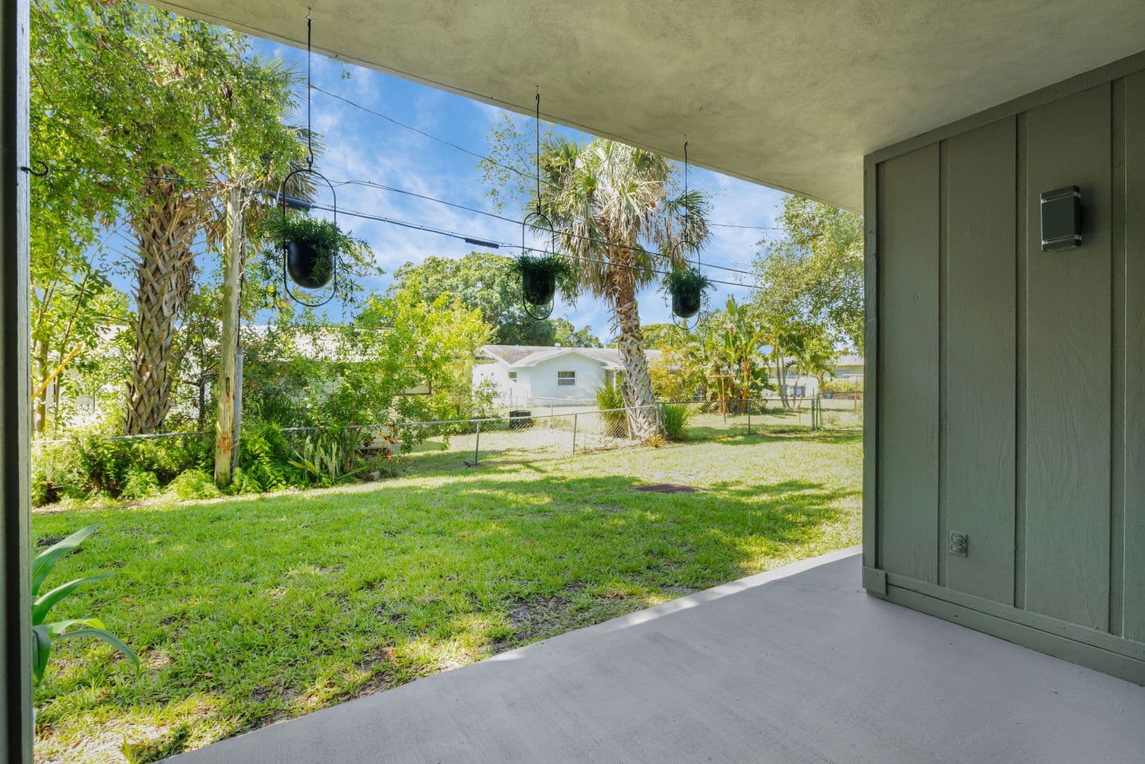 Fort Pierce Apartment: 2517 S 17th Street