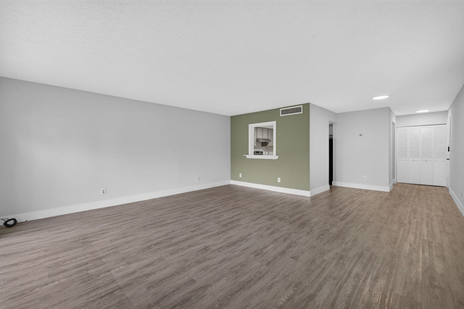 Fort Pierce Apartment: 2517 S 17th Street