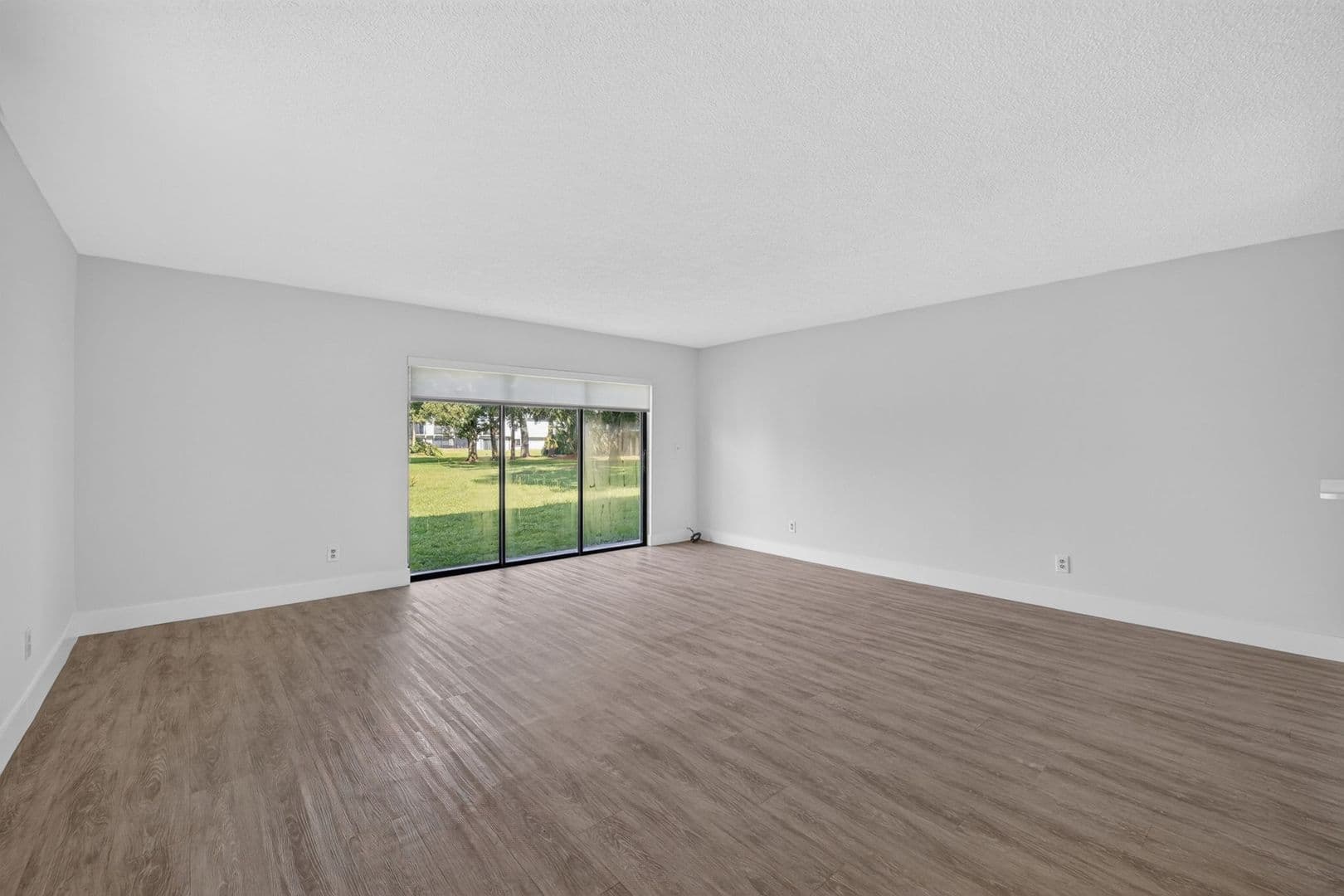 Fort Pierce Apartment: 2517 S 17th Street