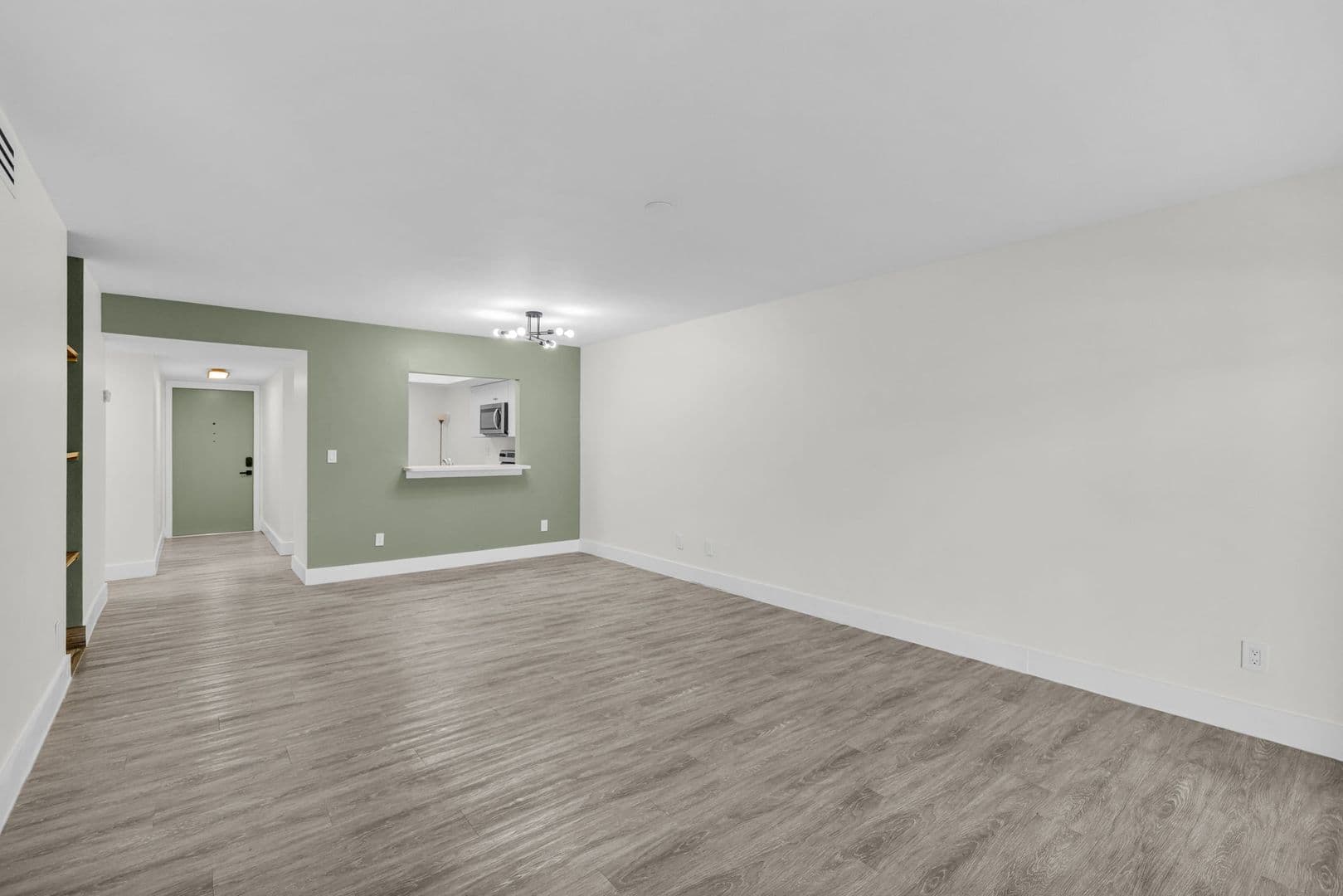 Fort Pierce Apartment: 2517 S 17th Street