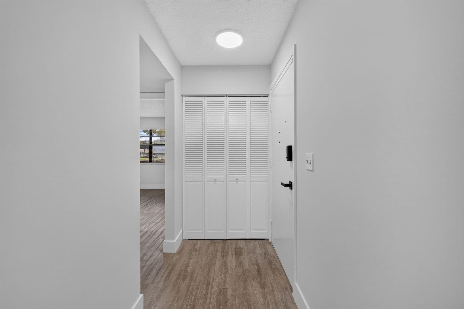 Fort Pierce Apartment: 2517 S 17th Street