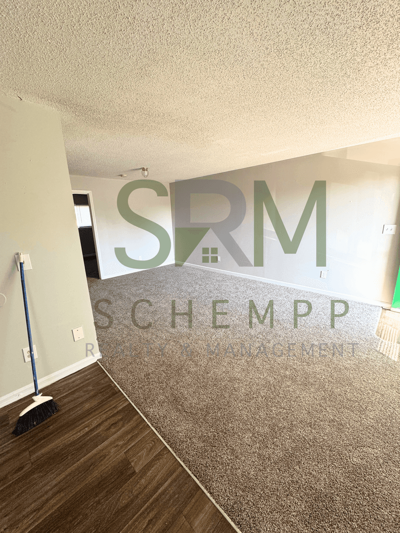 Louisville Apartment: 1519 Crums Lane