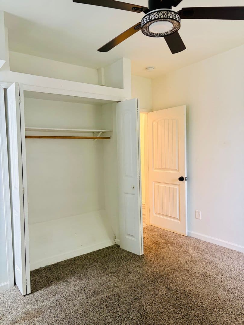 Louisville House: 826 S. 38th