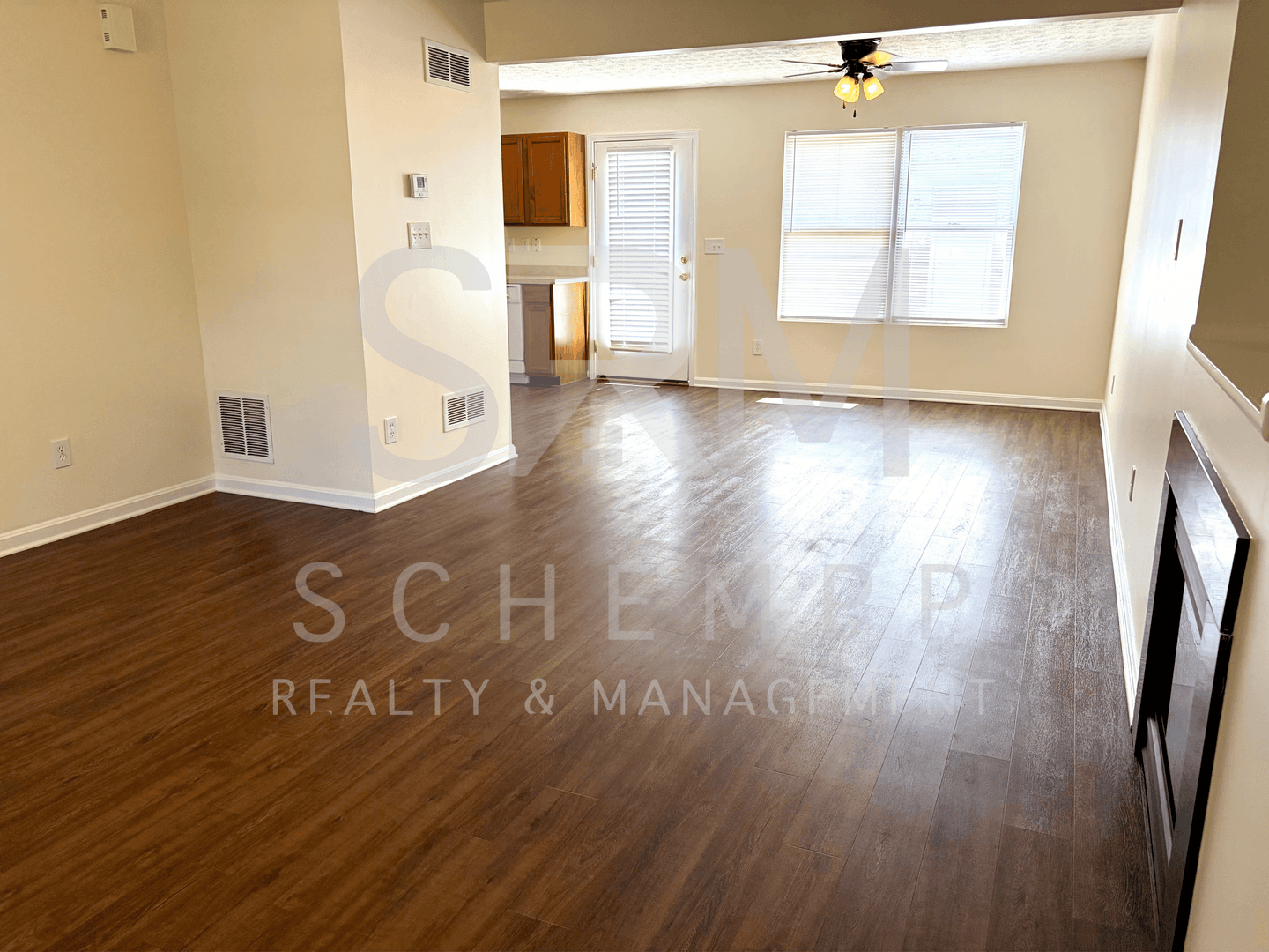 Louisville House: 7022 Shanty Creek Drive