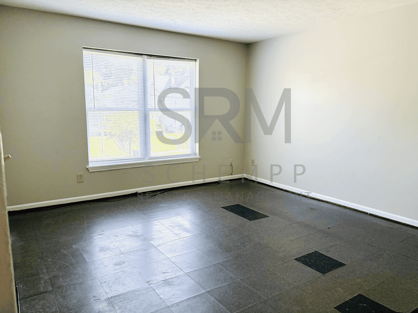 Louisville Apartment: 2718 W Jefferson St #3