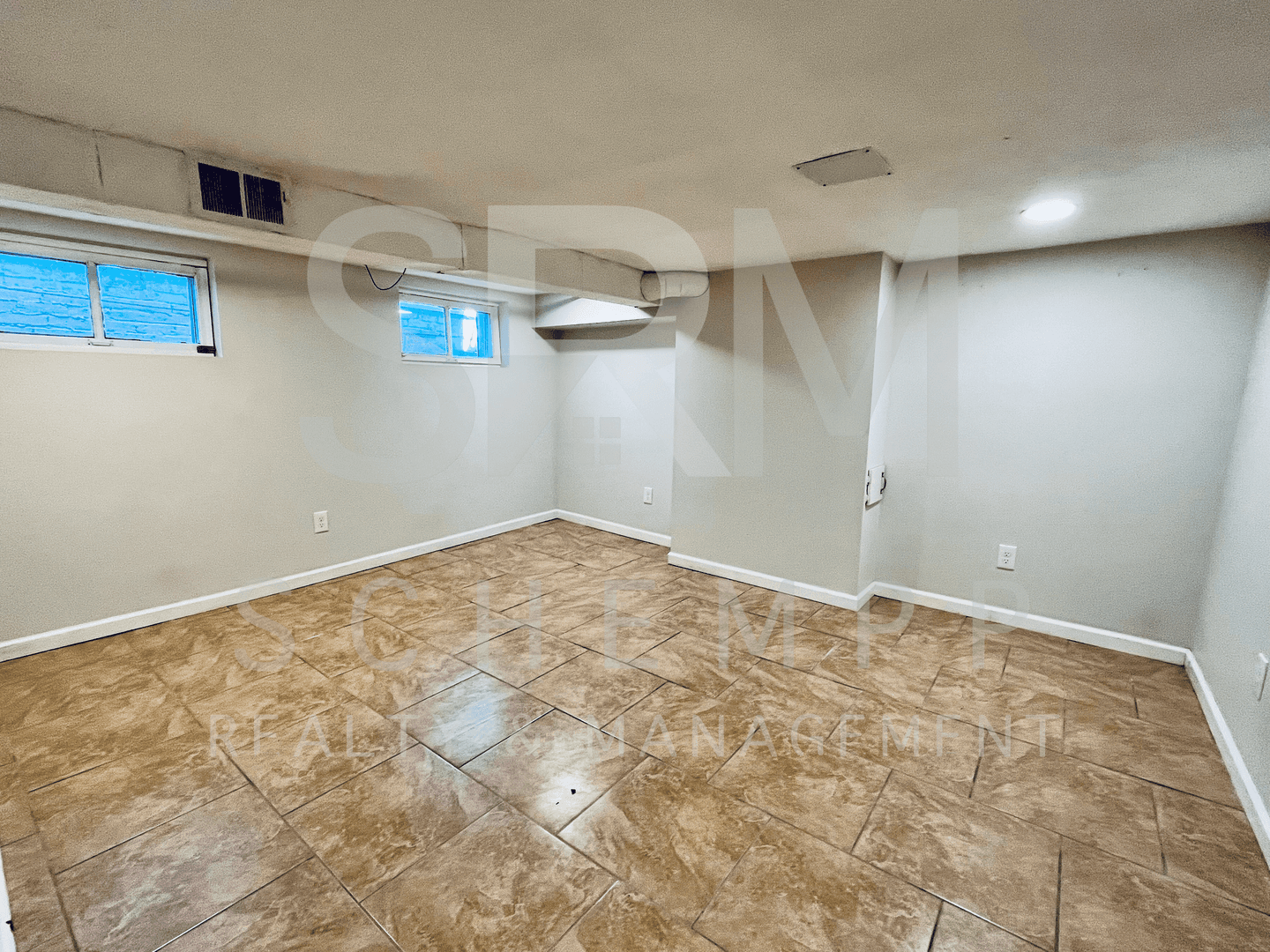 Louisville House: 1523 Christy Ave