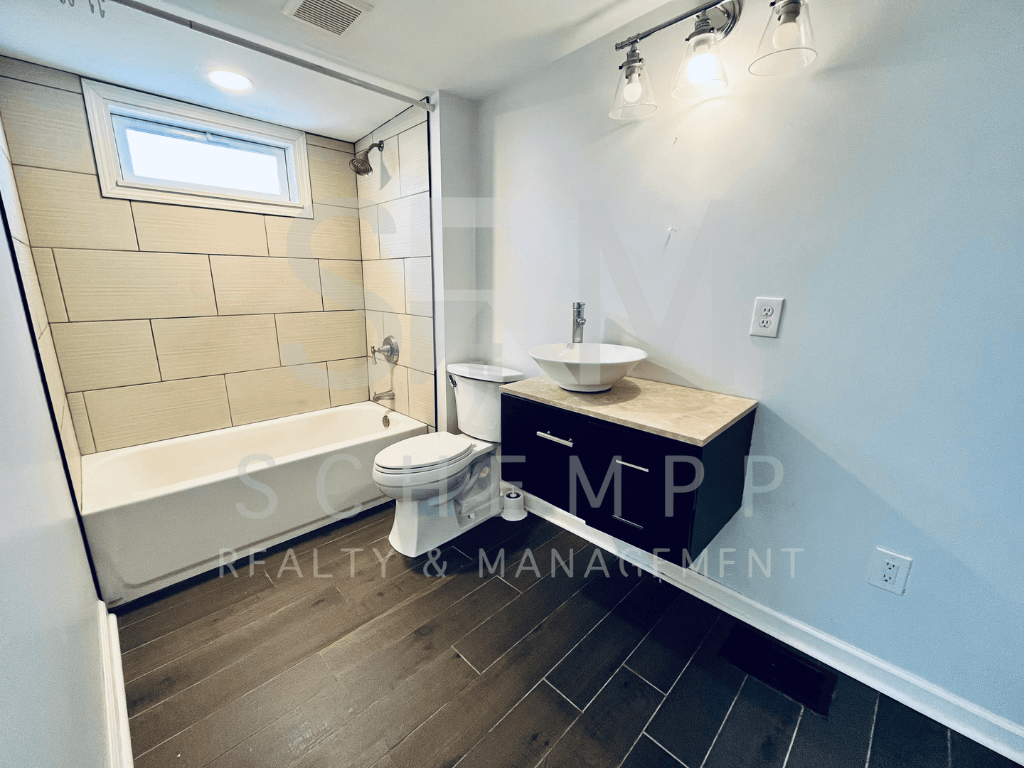 Louisville House: 1523 Christy Ave