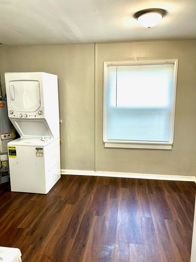 Louisville House: 3802 Parthenia Avenue